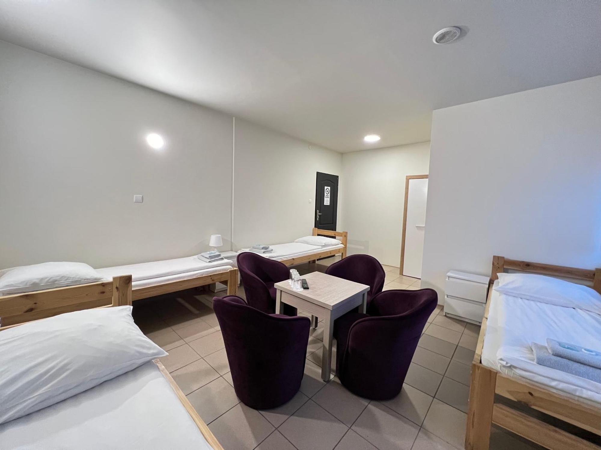 Etna - Hostel -Noclegi 热舒夫 外观 照片