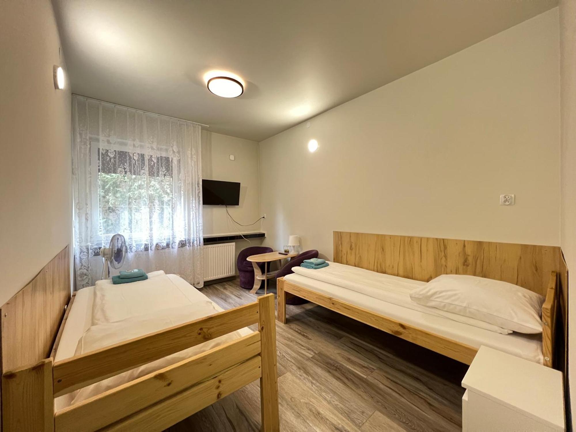 Etna - Hostel -Noclegi 热舒夫 外观 照片