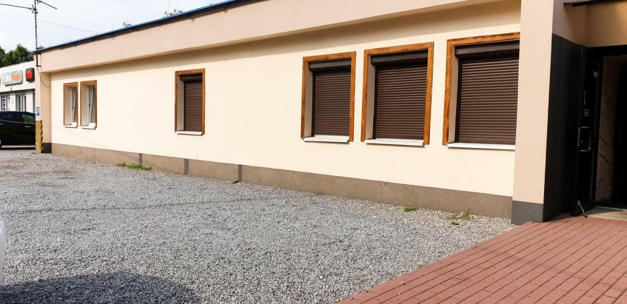 Etna - Hostel -Noclegi 热舒夫 外观 照片