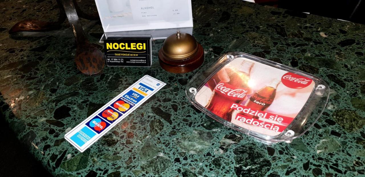 Etna - Hostel -Noclegi Rzeszow 24 Pokoje 外观 照片